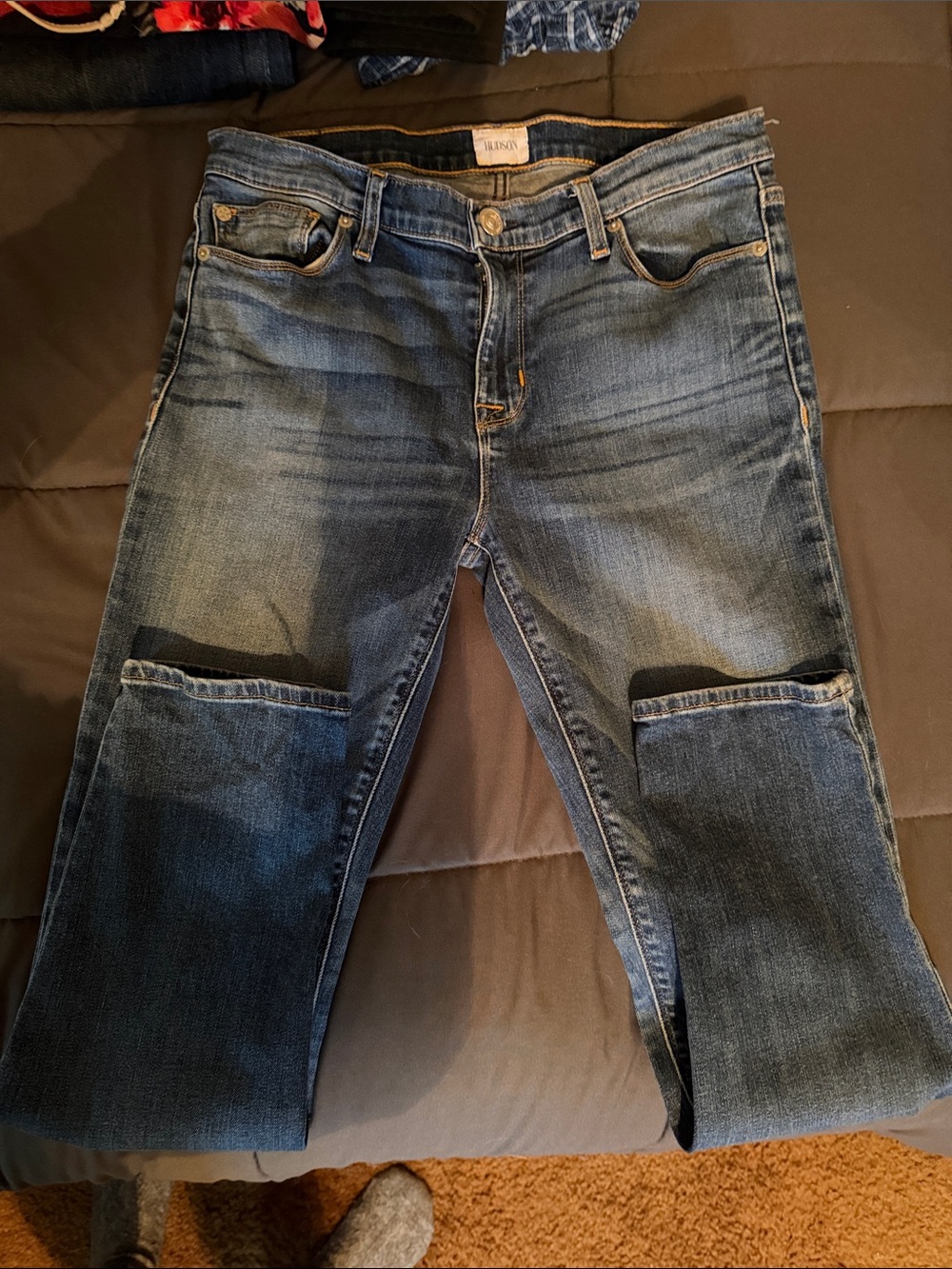 Hudson Jeans women’s Straight - Medium Dark Blue Wash